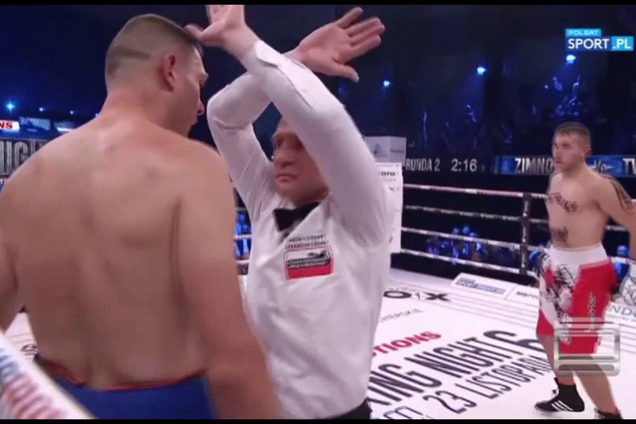 Супертяж нанял гипнотизера и сенсационно проиграл нокаутом