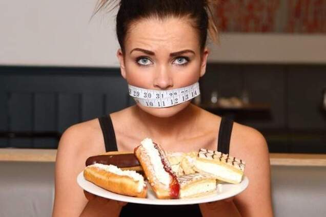 Як перестати їсти солодке: названо ефективний метод