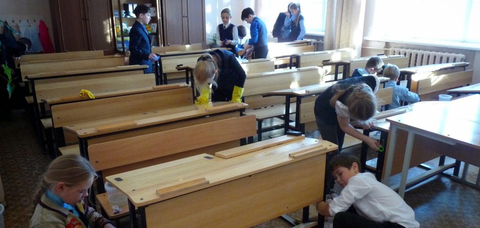 Двойку за дежурство! Выходка учительницы из Львова не на шутку возмутила сеть