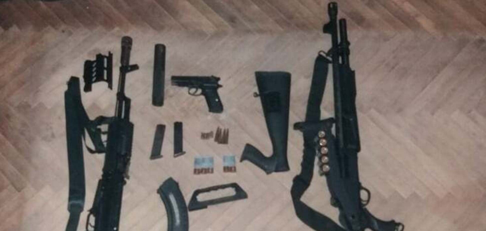 'Выстрелил из гранатомета в супермаркет': в Закарпатье бандиты крушили недвижимость