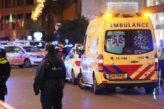 В Гааге посреди улицы устроили резню