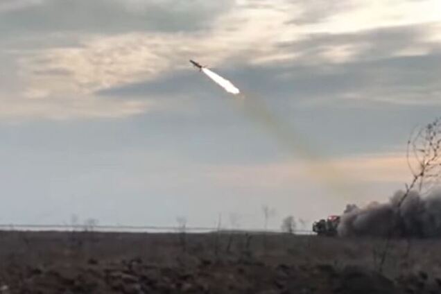 Бьет на 280 км: в Украине впервые испытали смертоносную ракету 'Нептун'. Видео