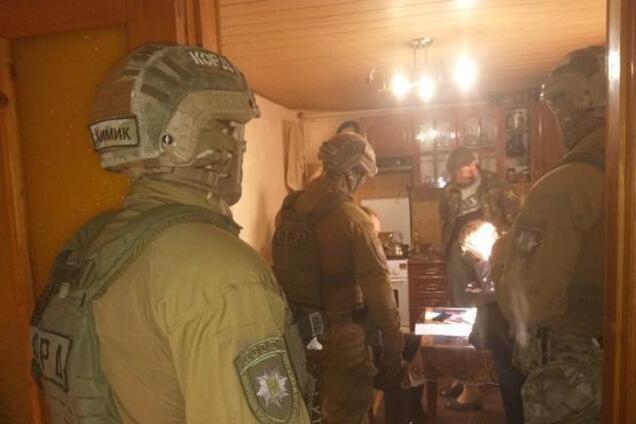 Викрадали людей і вимагали викуп: у Миколаєві спіймали ватажка і 'праву руку' небезпечної банди