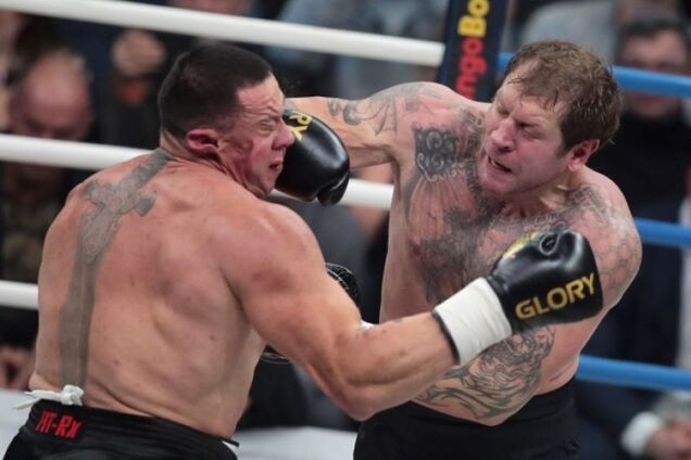 'Растягивал, как мог': Емельяненко с издевкой прокомментировал бой с Кокляевым