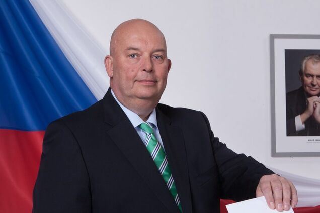 В Россию не пустили самолет с топ-чиновником Чехии: в чем дело