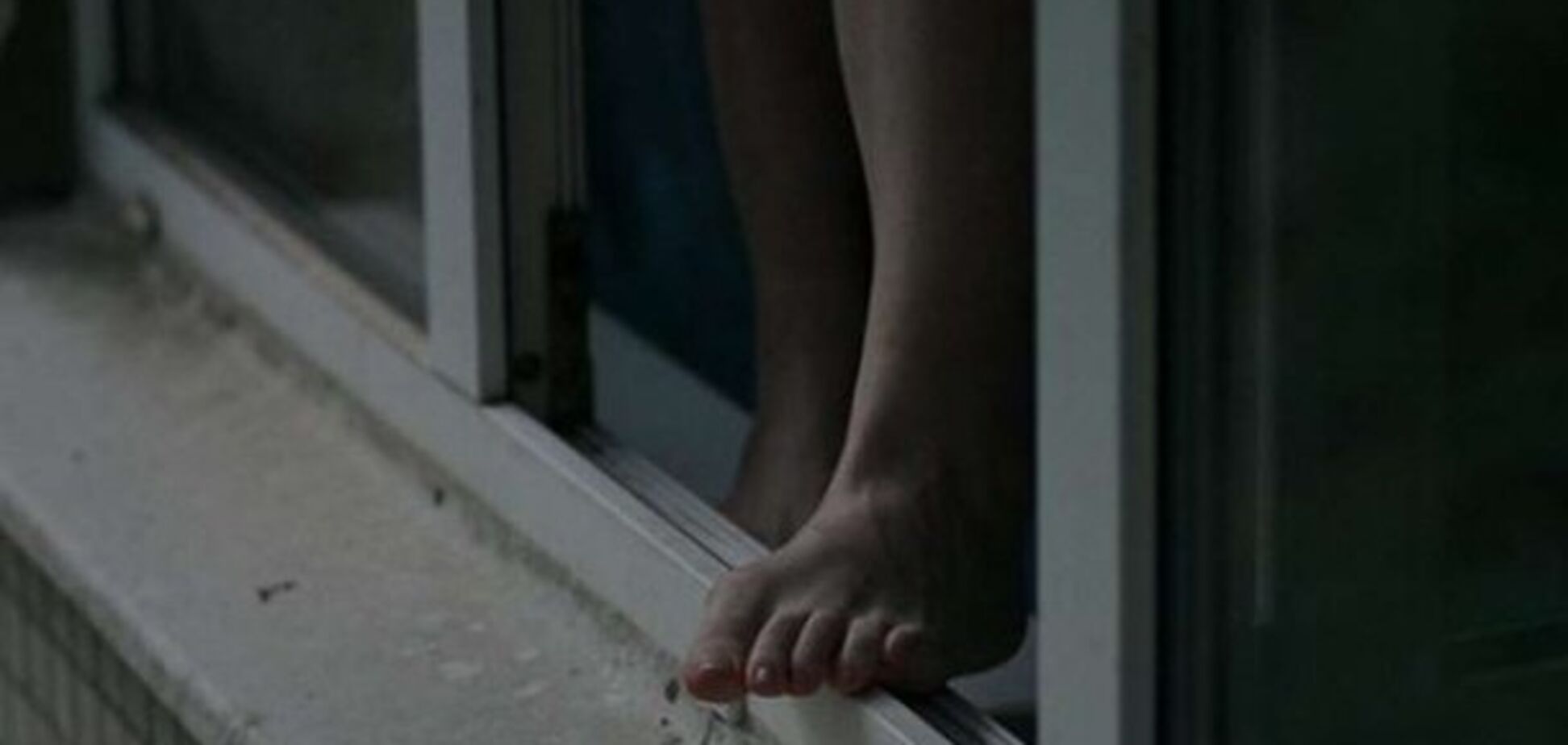 Оставила видео: в Сумах студентка совершила жуткое 'самоубийство'