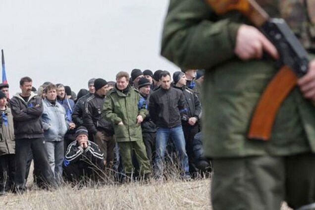 Масово заїжджають люди без громадянства: розвідка дізналася про свавілля в ОРДЛО