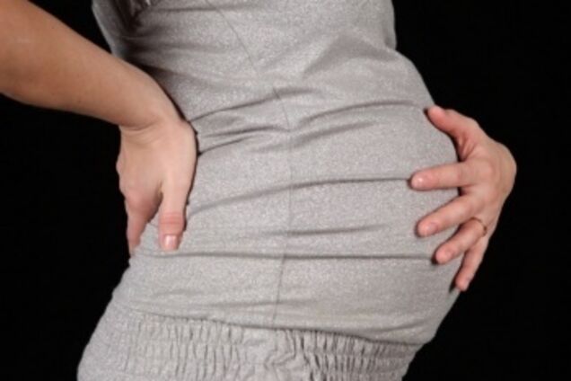 Важила 18 кілограмів: в Індії лікарі переплутали пухлину з вагітністю