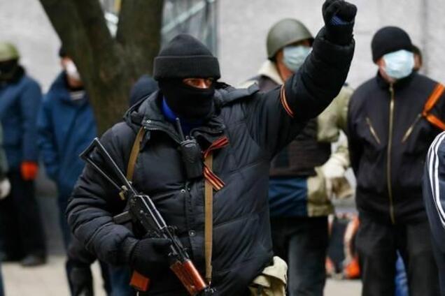 'Убивали под крики людей': бывшие узники 'ЛНР' рассказали о пытках в 'подвалах смерти'