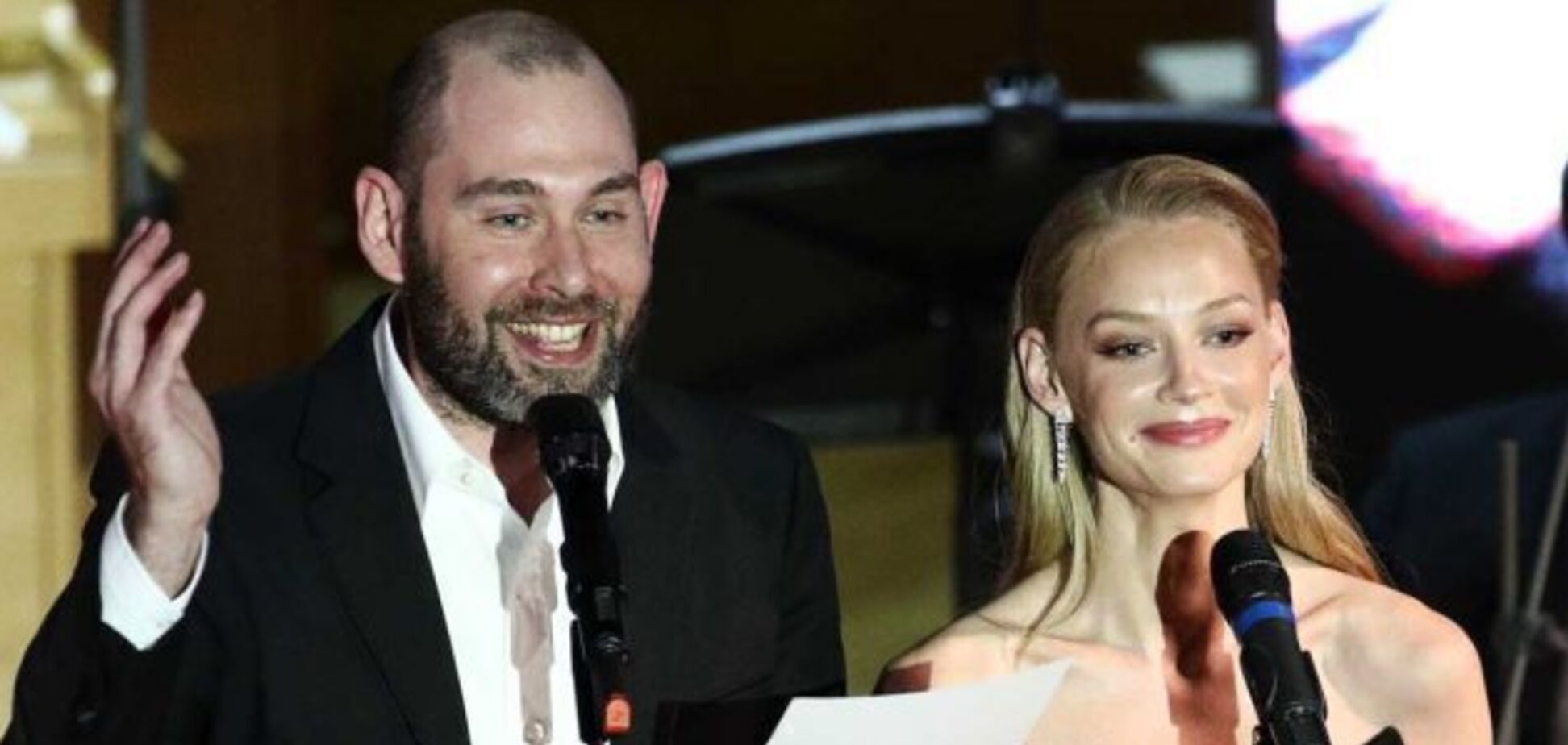 Від Слєпакова? Зірку кіно з РФ запідозрили у вагітності