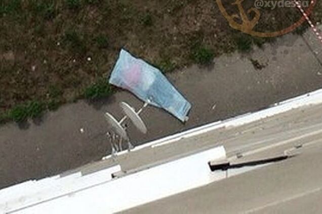 Залишив записку: на Одещині школяр моторошно наклав на себе руки