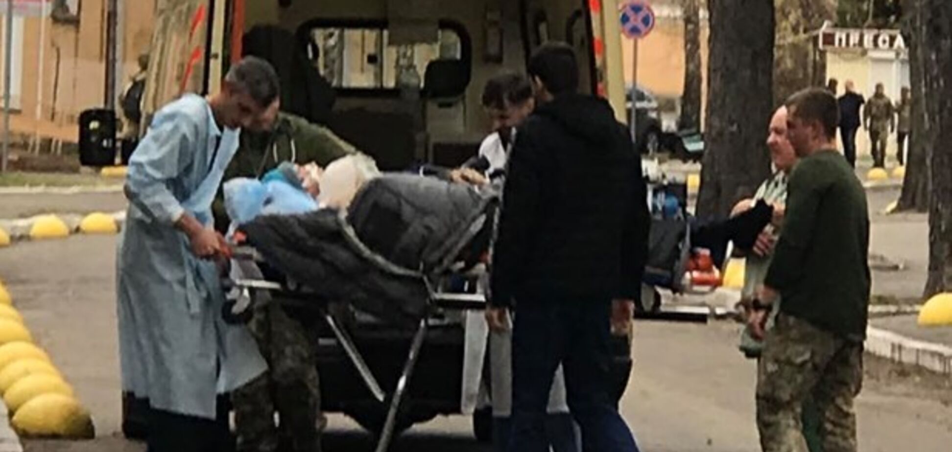 По Столичному шоссе пронеслись скорые: в Киеве новый борт с ранеными