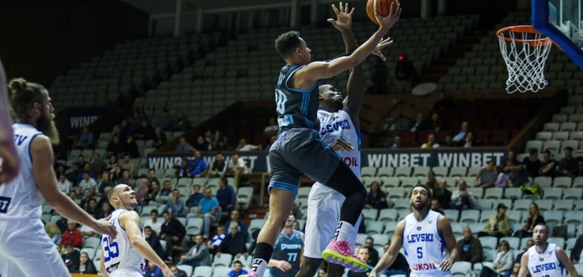 'Дніпро' втратив перемогу в Кубку Європи ФІБА