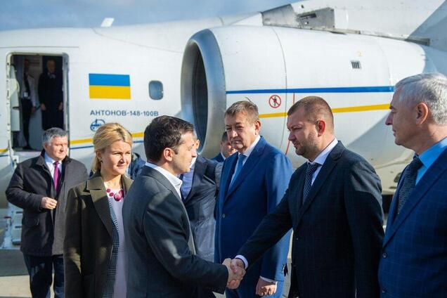 'А де народ?' Зеленський похвалився селфі з Харкова