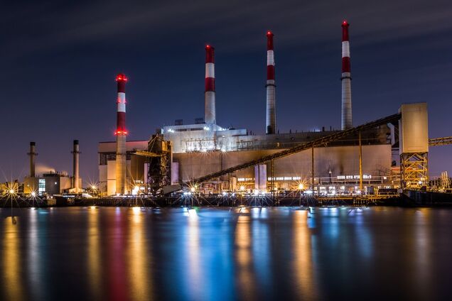 В Нью-Йорке газотурбинную электростанцию заменят самой большой в мире батареей