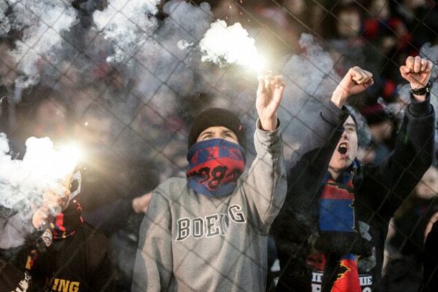 Російські вболівальники влаштували погром перед матчем із командою Реброва