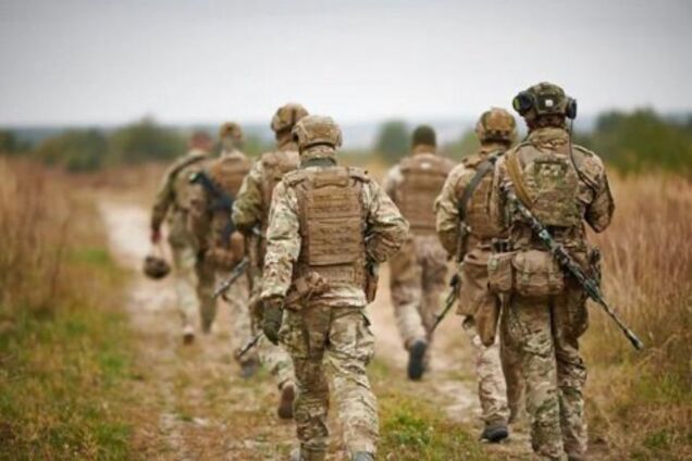 'Заморозка' – не вариант: Загороднюк выступил против полного разведения войск на Донбассе