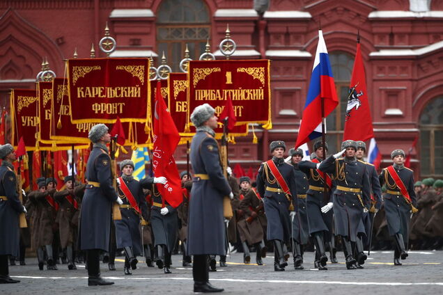 'Красный шабаш': парад Путина возмутил россиян. Фото и видео