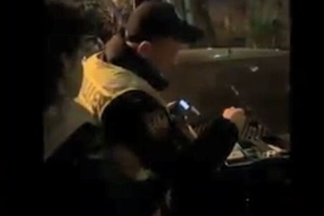 'Перший день за кермом': у Києві дівчина за пів години влаштувала дві ДТП