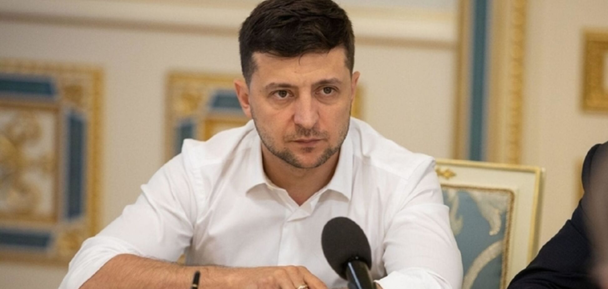 Навіщо із Зеленського ліплять хвору, виснажену і голодну людину?