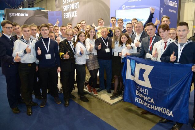 Украинские студенты попали на крупнейшую морскую выставку в Роттердаме: как им это удалось