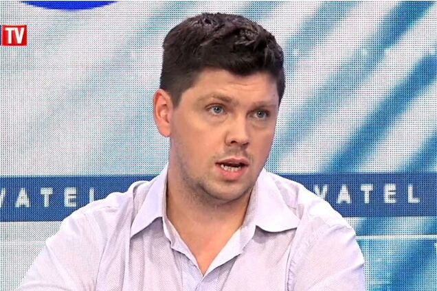 Отличить дифтерию от ангины может только врач с помощью мазка на BL