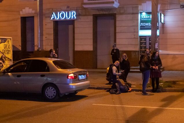 Перебігав дорогу: в центрі Дніпра Daewoo збив пішохода