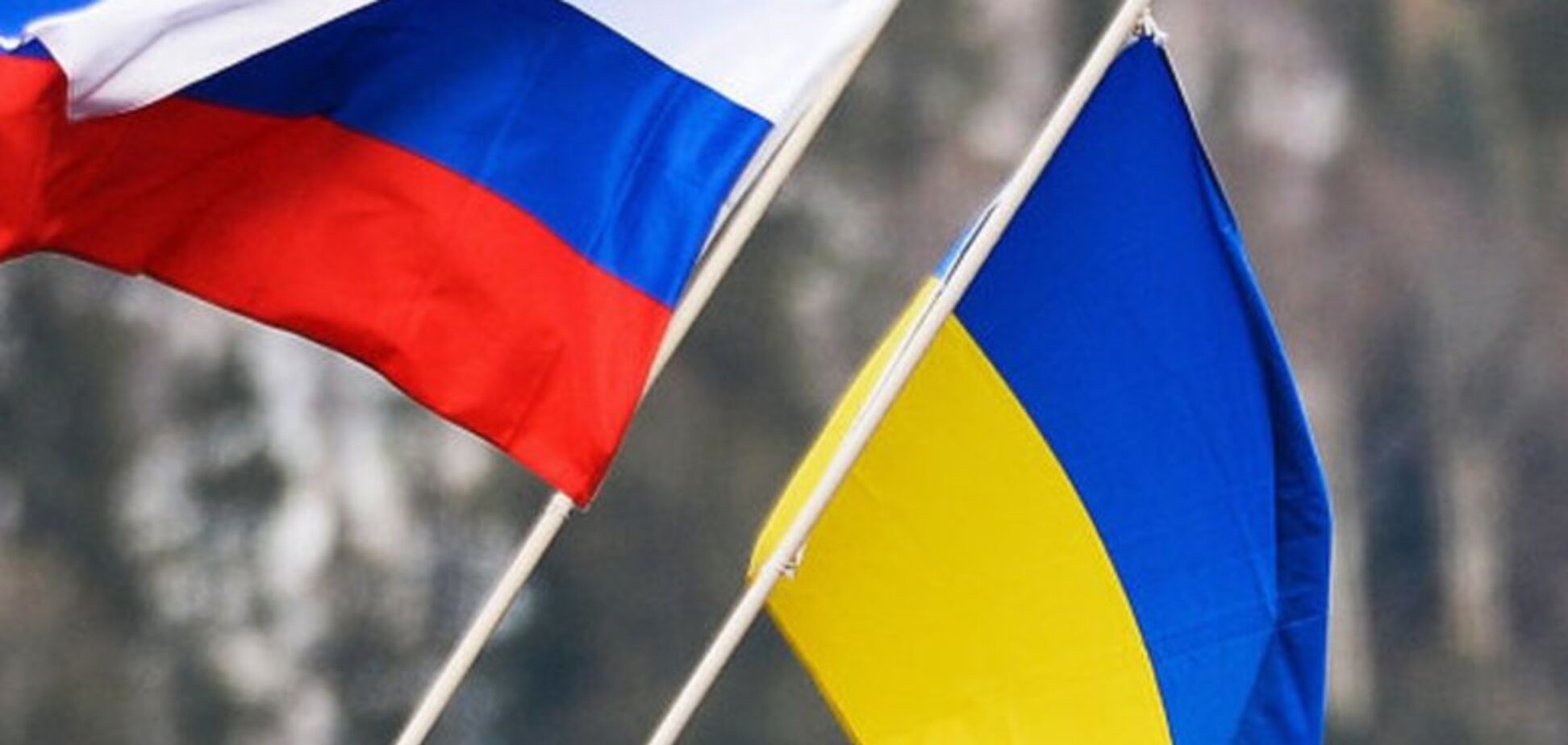 'Совершенно миролюбивая страна': в сети высмеяли Россию из-за угроз Украине