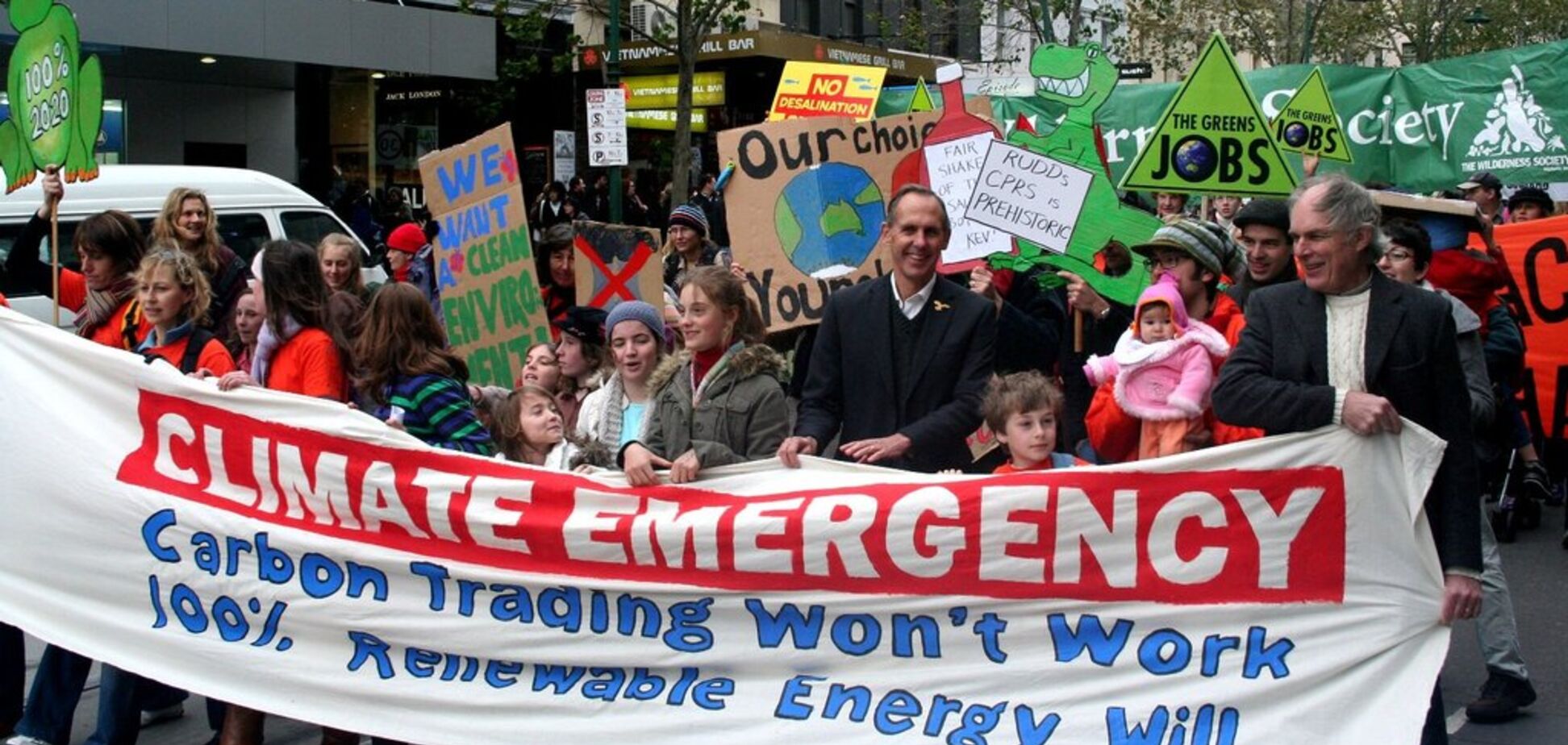 Деградація й забруднення: Європі передбачили соціальні лиха через викопну енергію