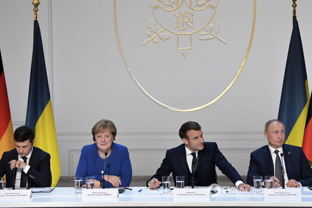 Порошенко развеял 'эйфорию' Зеленского после саммита в Париже