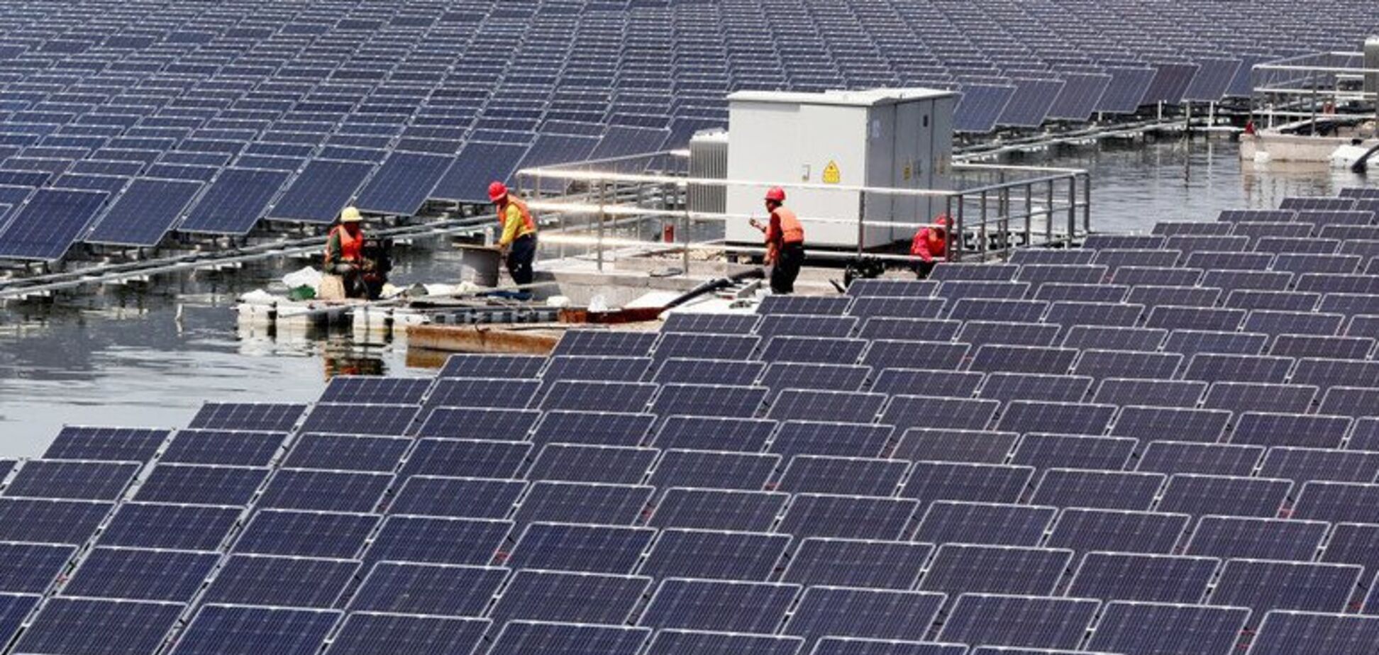 Самая большая в мире: в Европе построят 'умную' солнечную станцию на воде