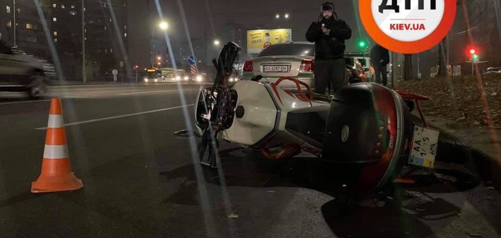 В Киеве мотоциклист насмерть сбил пешехода