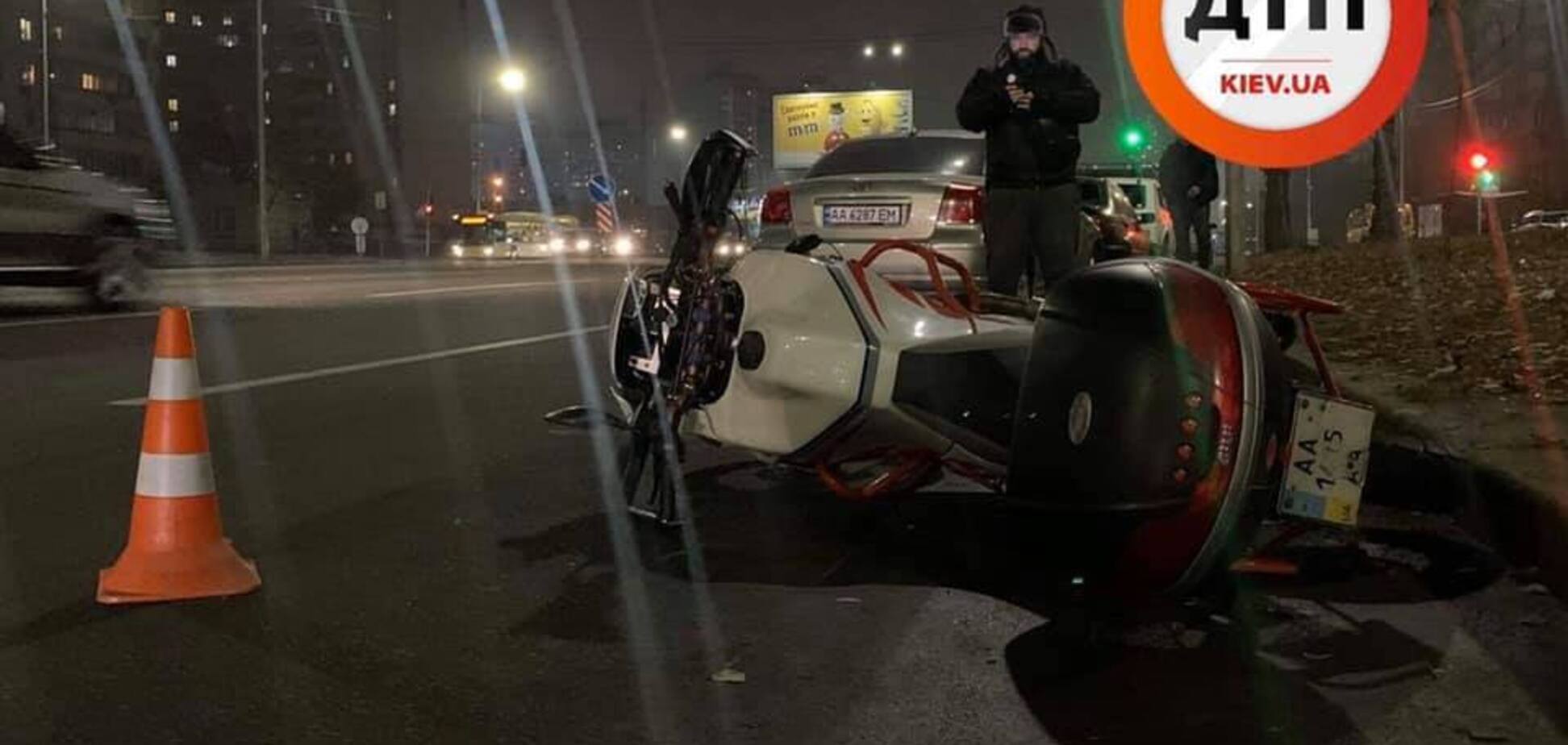 В Киеве мотоциклист насмерть сбил пешехода