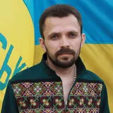 Артем Мирошниченко