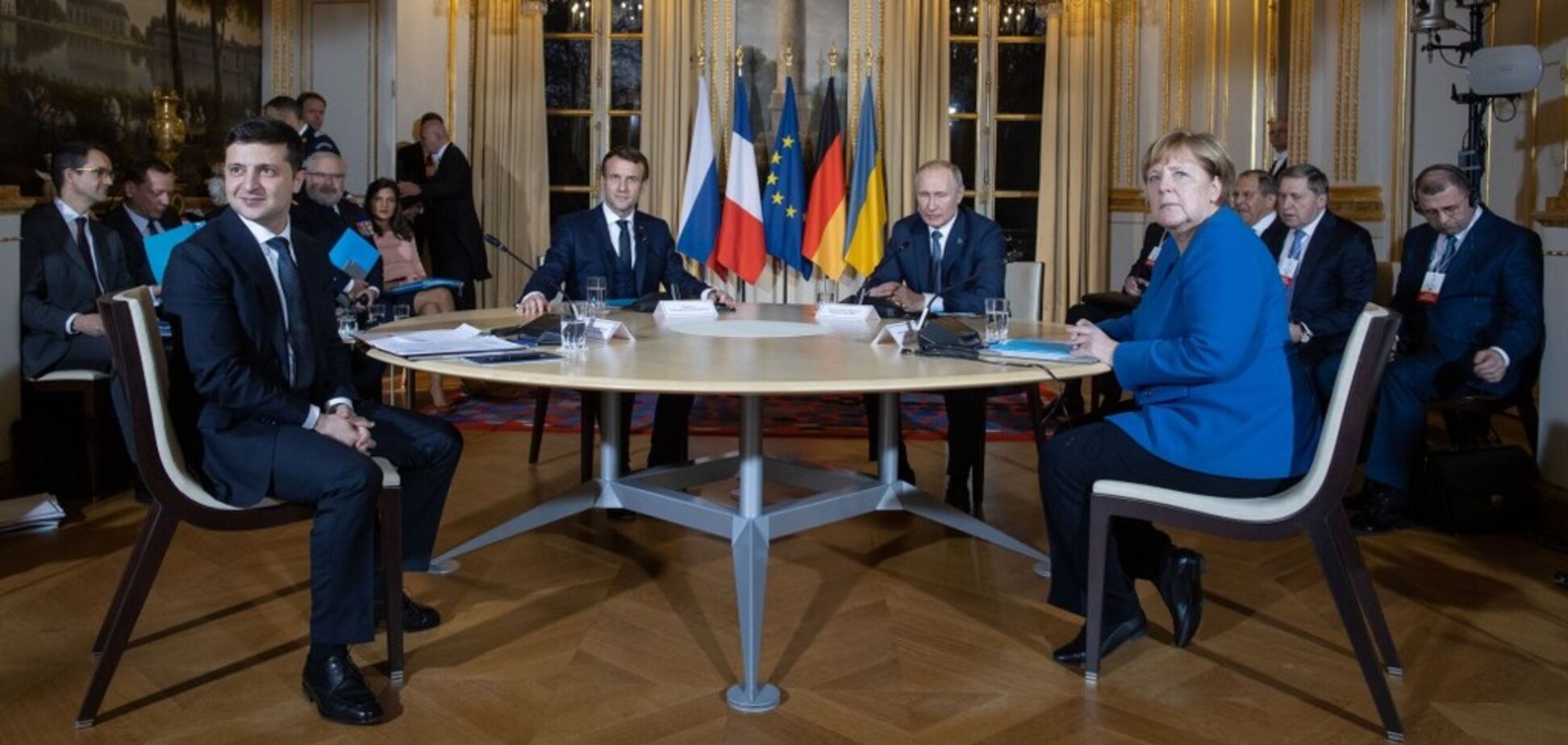 Соратник Горбачева призвал Украину на время забыть о Донбассе