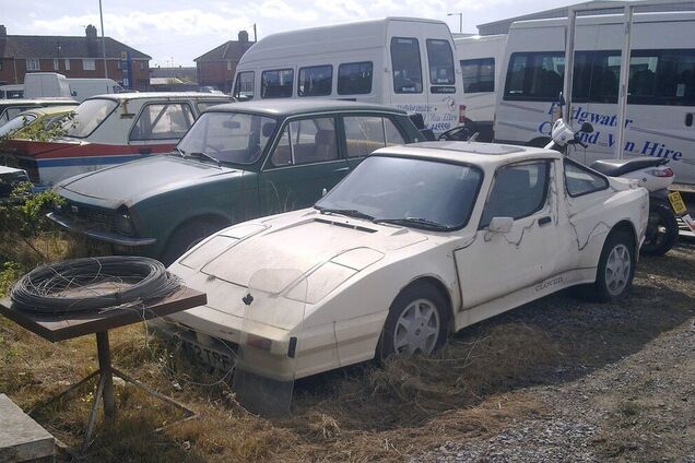 Уникальная коллекция Skoda долгие годы ржавеет под открытым небом