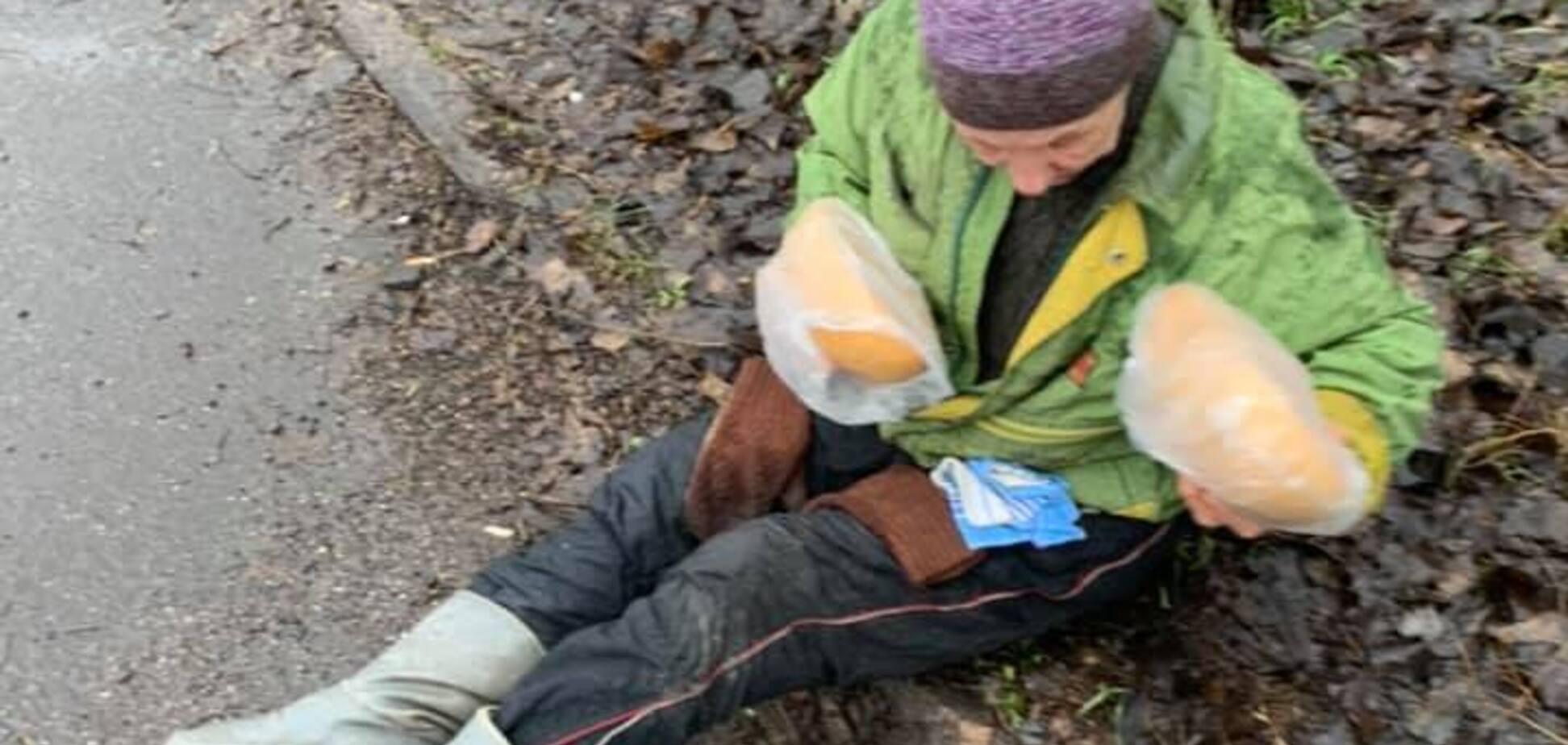 'Повзла по калюжах за хлібом': в Кривому Розі жінку з інвалідністю кинули напризволяще