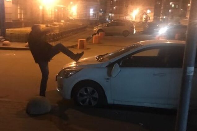 В Петербурге дебошир крушил авто на паркинге