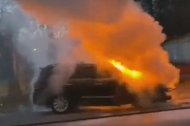 В Одессе сожгли Lexus депутата