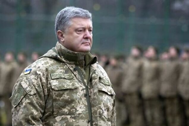 Порошенко не оставил армию, даже уйдя с поста президента