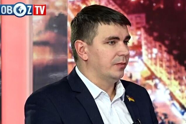 'Шило на мыло!' Бывший 'слуга народа' нашел подвох в отмене неприкосновенности