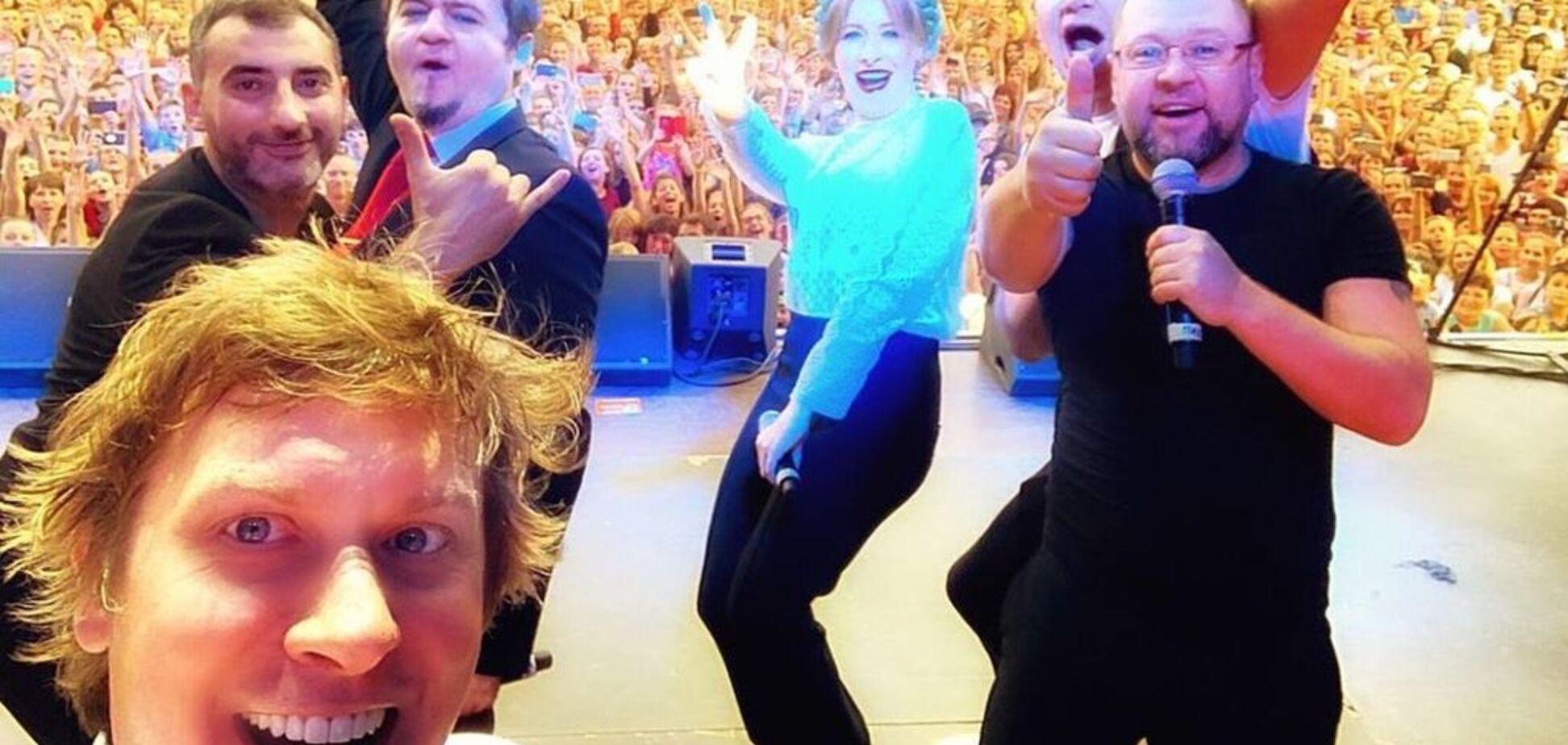 Молодий і в піджаку на три розміри більше: як виглядав Стьопа з 'Кварталу' в 90-ті