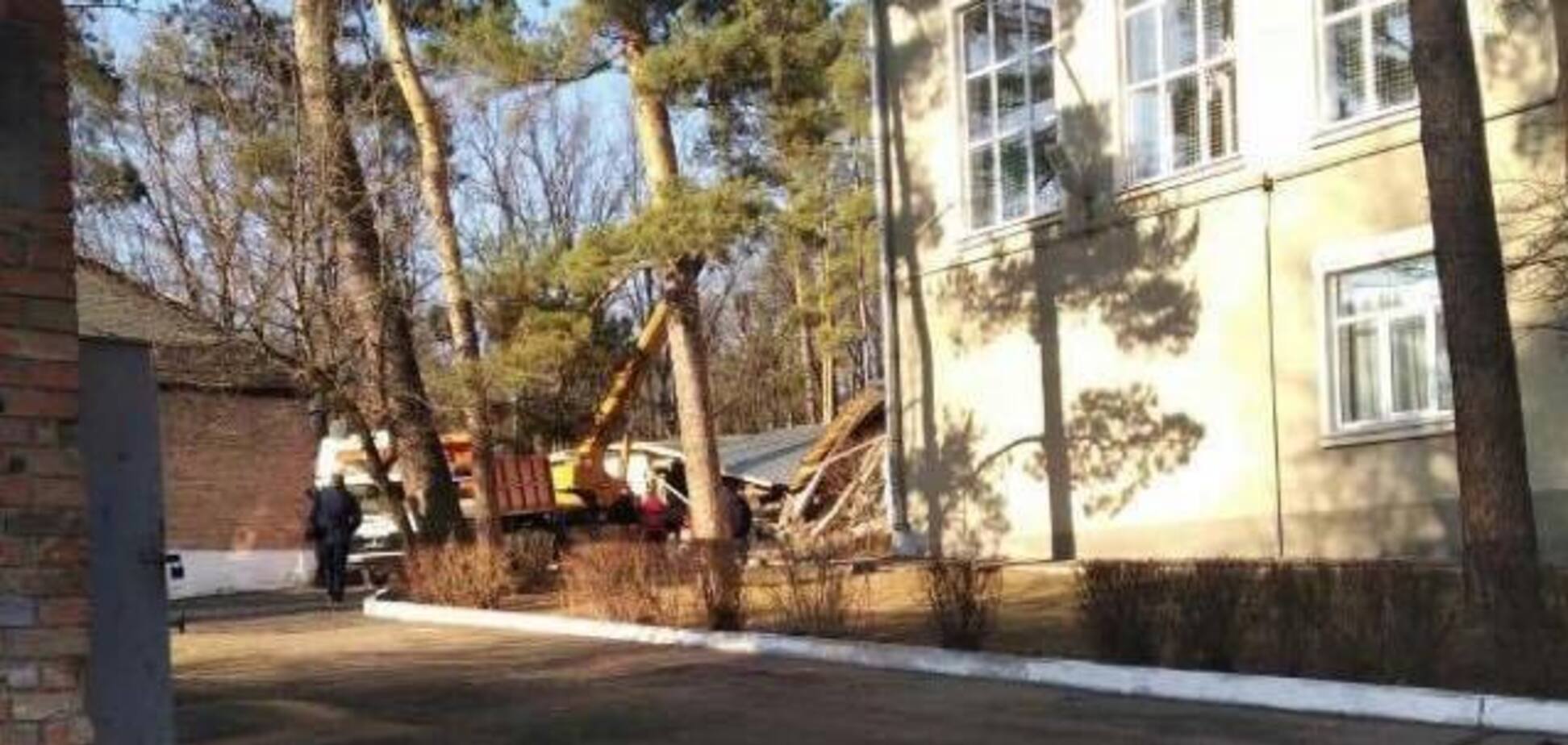 У Києві трапився вибух на території школи