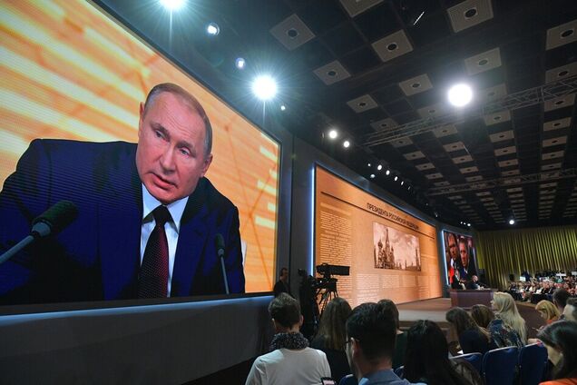 Очень стыдно, что в моей стране такой президент