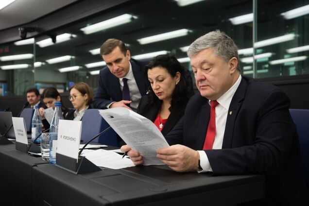 Україні на замітку: у Порошенка розповіли про застереження Європарламенту