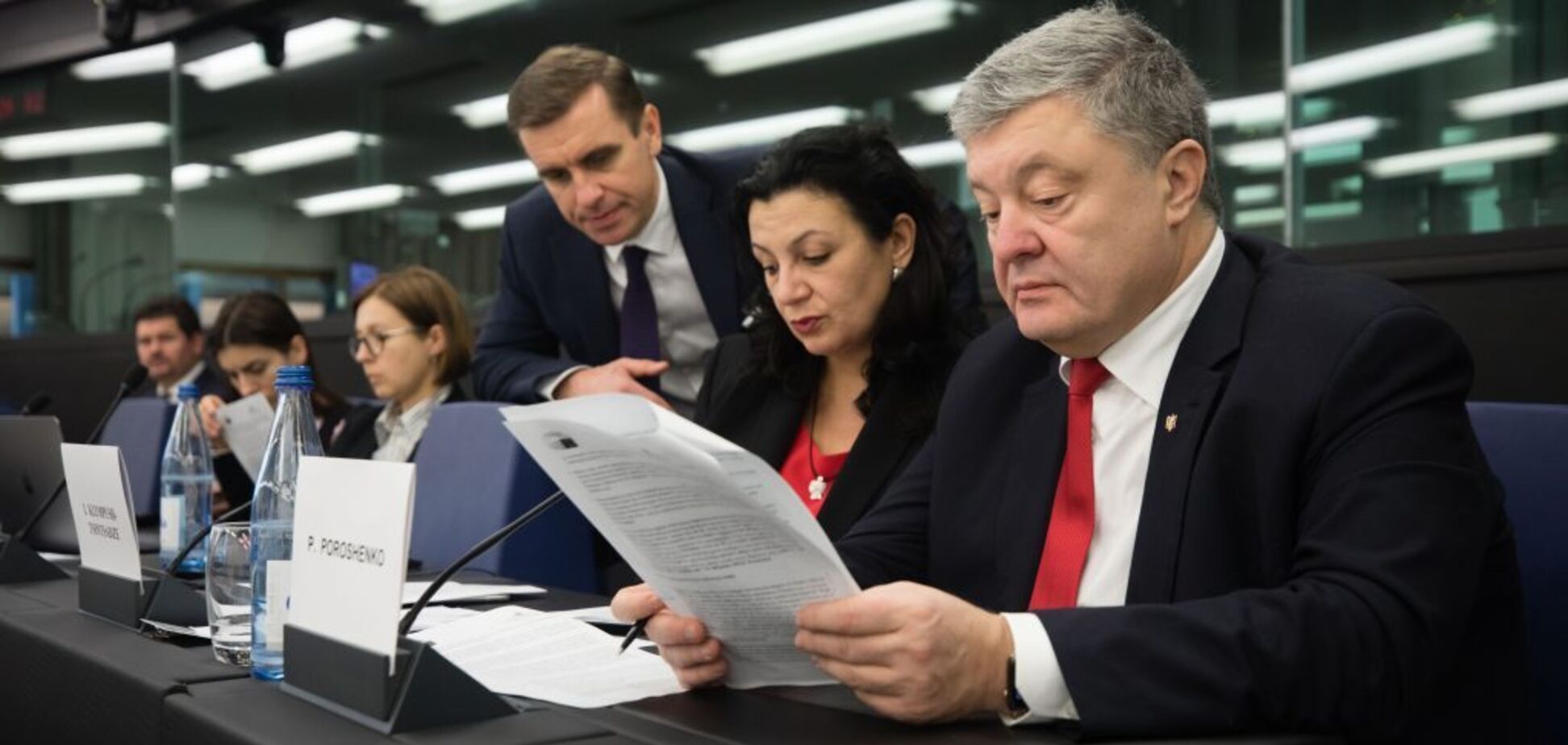 Україні на замітку: у Порошенка розповіли про застереження Європарламенту