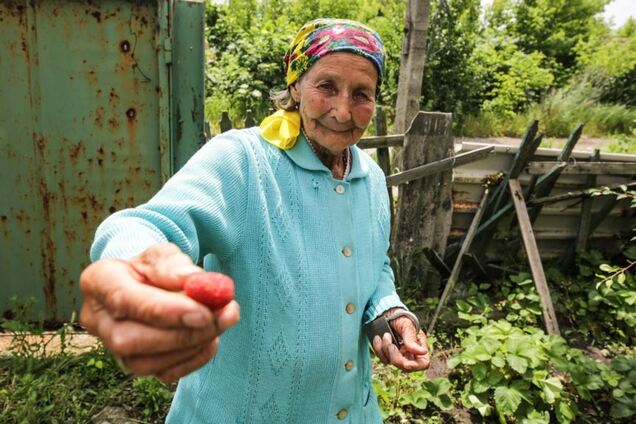 На Донбассе заживо сгорела легендарная баба Маша