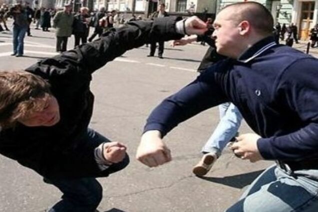 В Одессе водитель маршрутки подрался с пассажиром