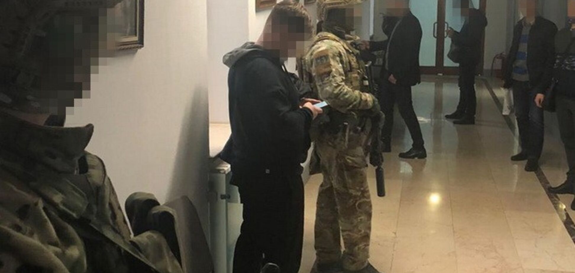 В Одеському аеропорту відбулися обшуки