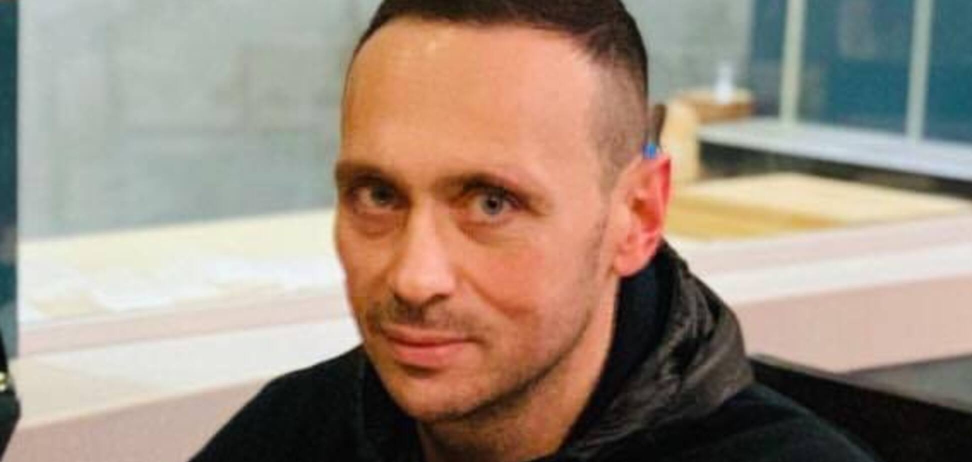 Всего $63 тысячи: 'слуга народа' на заседании Рады выбирал элитную машину